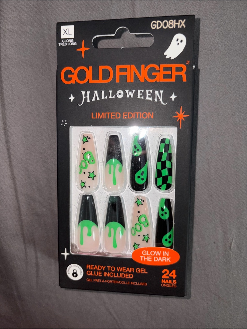 Goldfinger Halloween Glow-In-The-Dark Green & Black Press-On Nails